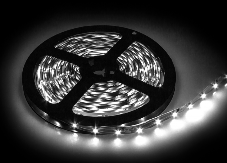 Лента светодиодная LS 28CW-60/33 60LED 4.8Вт/м 12В IP33 6000K (5м/упак.)