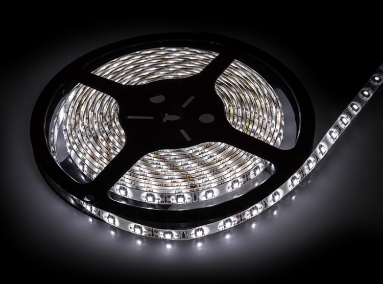Лента светодиодная LS 35R-60/65 60LED 4.8Вт/м 12В IP65 красная (5м/упак.)